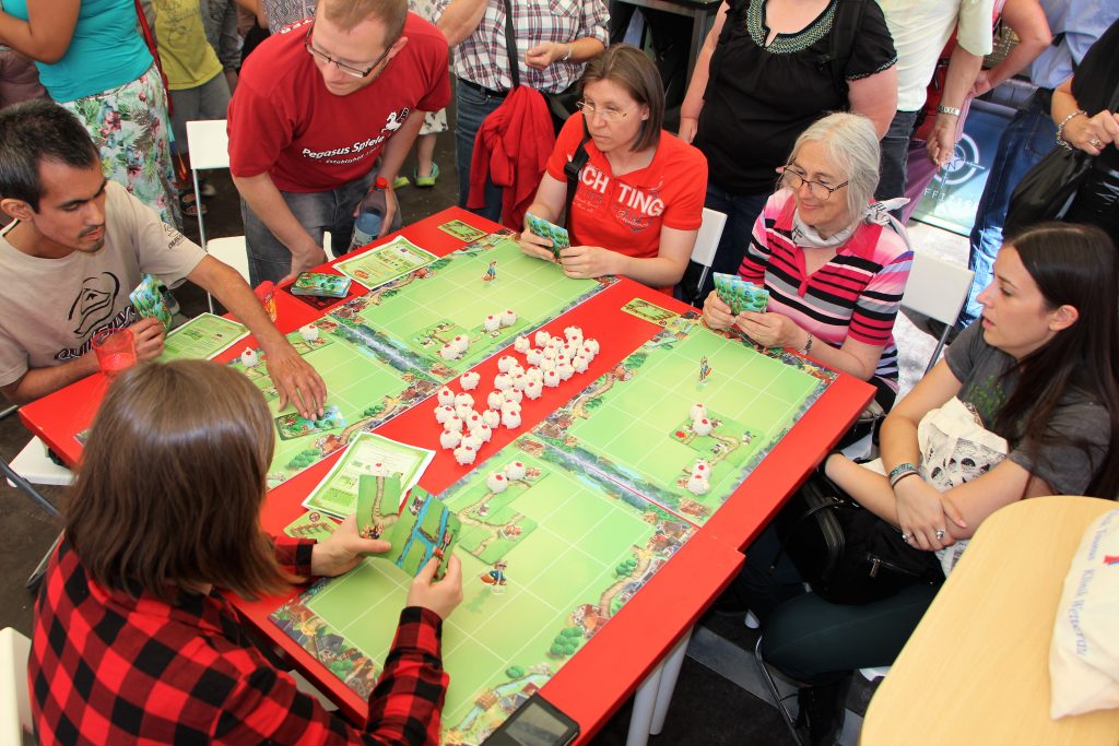 Gruppe spielt Sheep & Thiefs